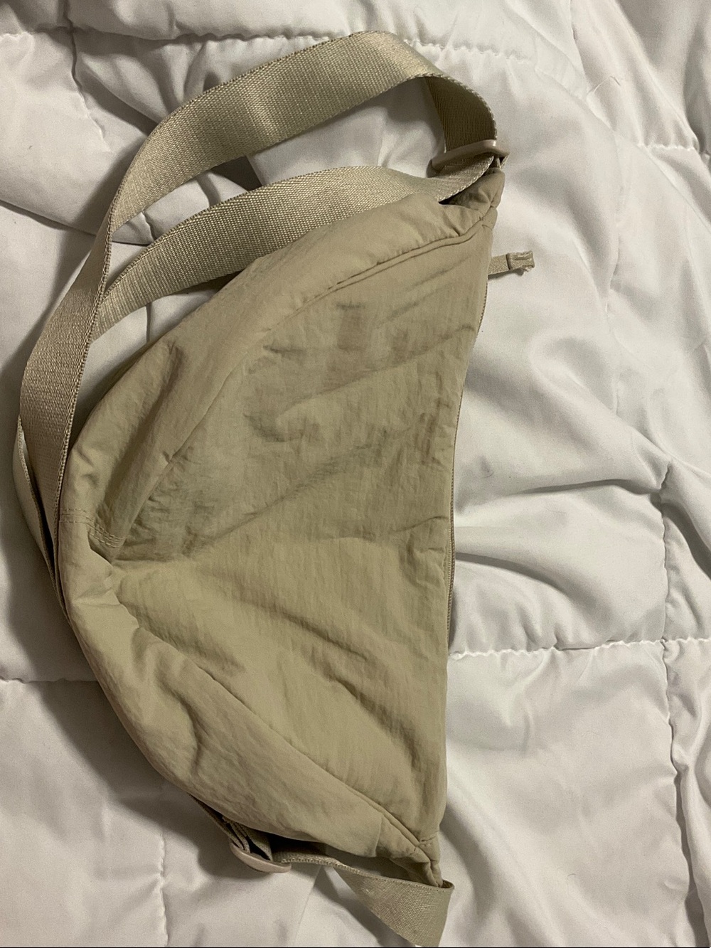 Uniqlo beige sling bag